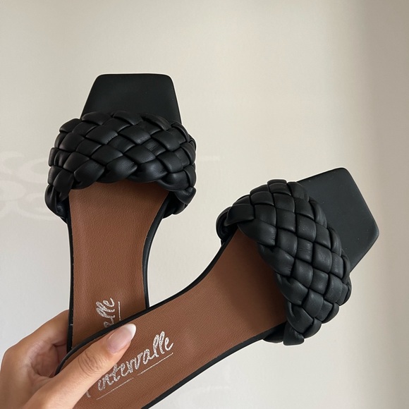 L’intervalle LEATHER Shoes Slides Sandals Flats - Picture 2 of 5